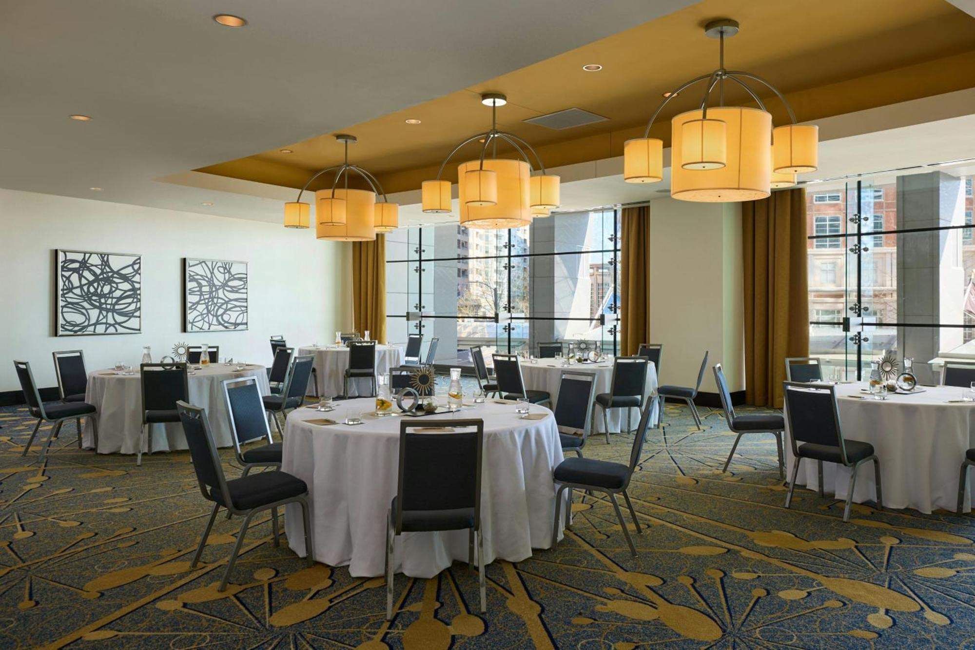Renaissance Arlington Capital View Hotel Extérieur photo