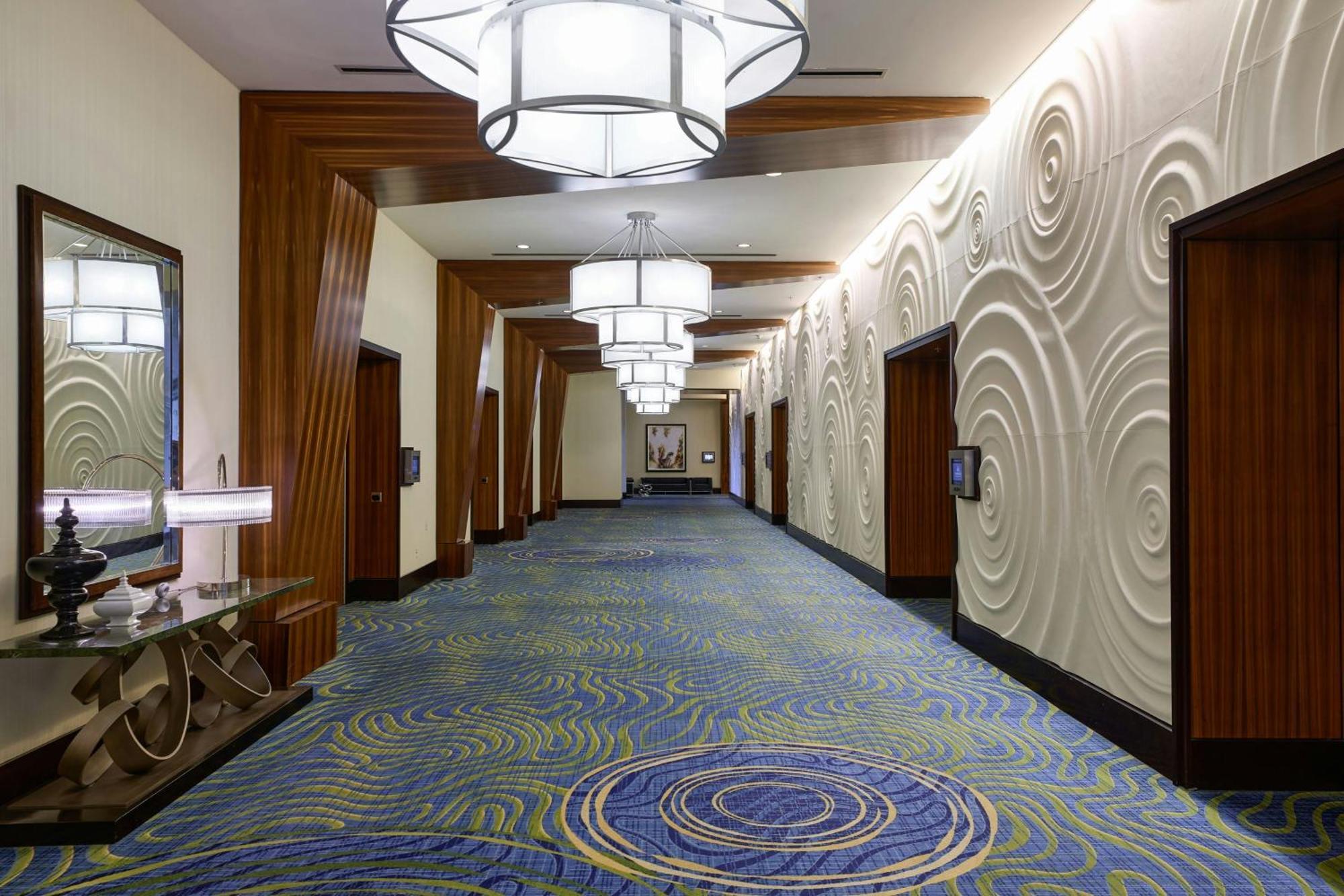 Renaissance Arlington Capital View Hotel Extérieur photo