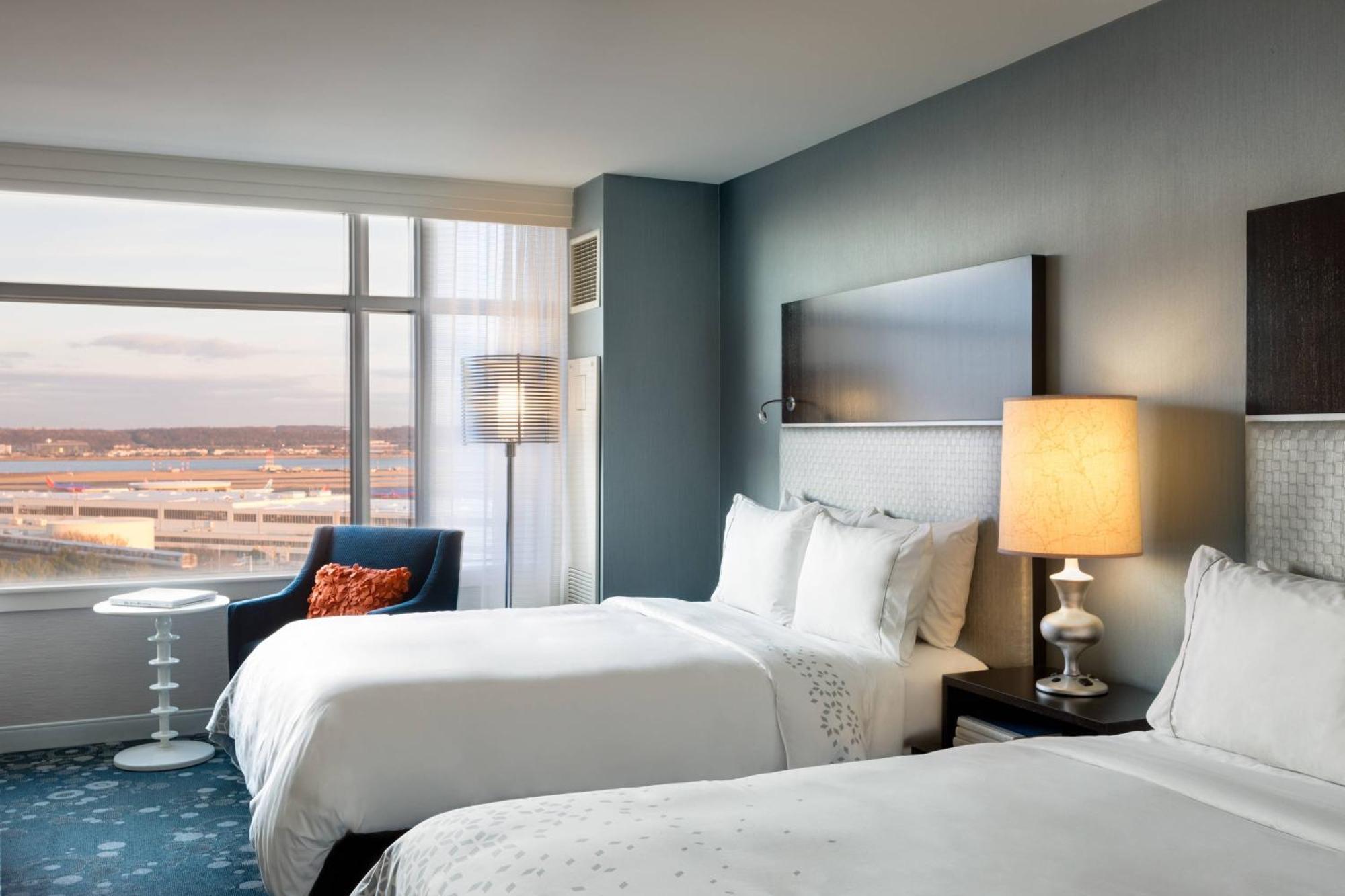 Renaissance Arlington Capital View Hotel Extérieur photo