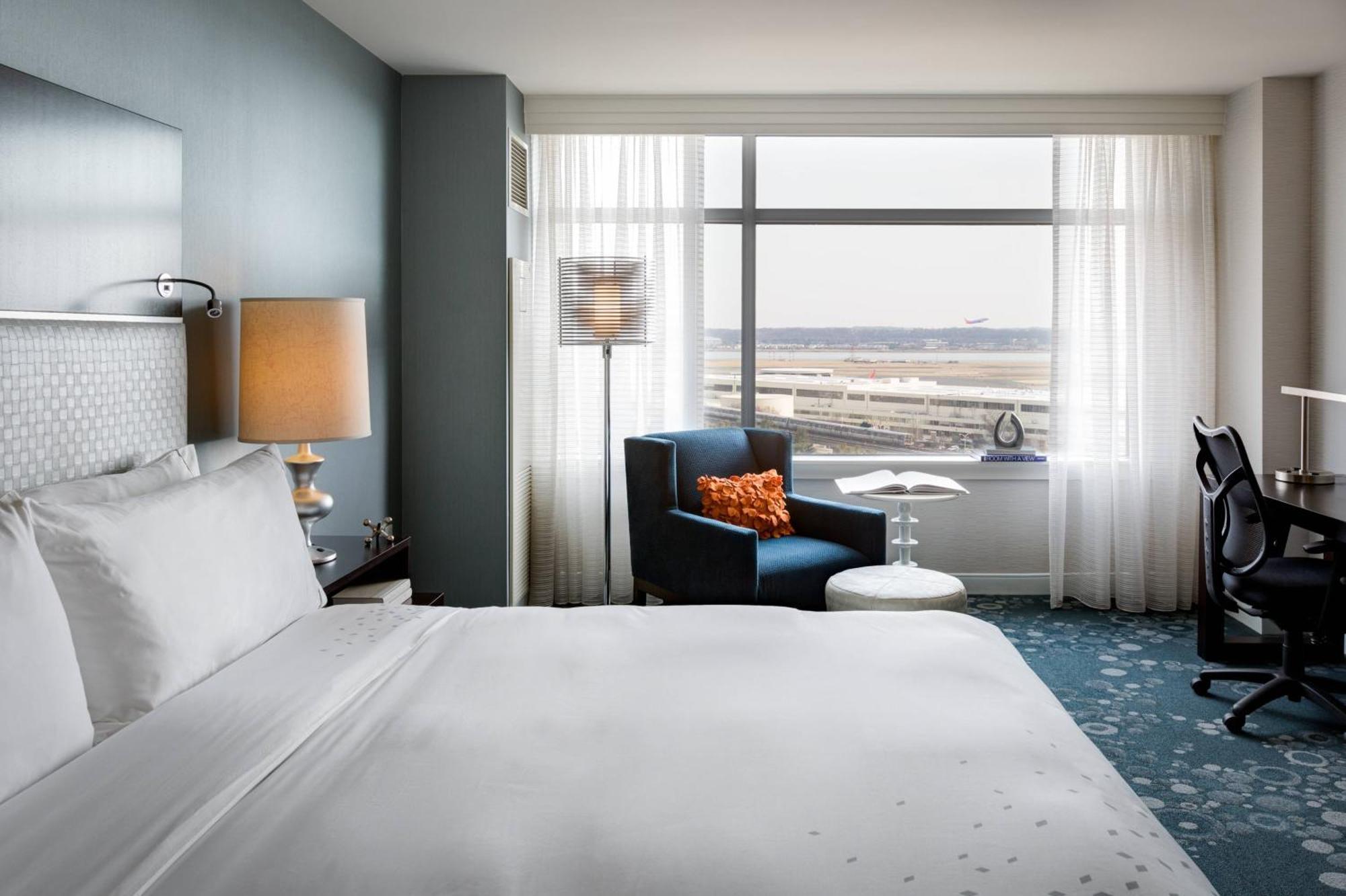 Renaissance Arlington Capital View Hotel Extérieur photo
