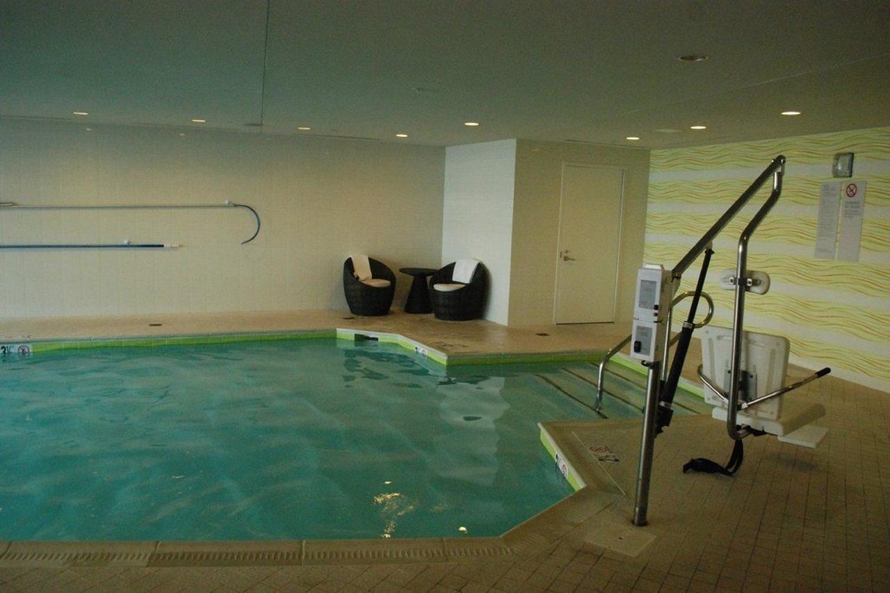 Renaissance Arlington Capital View Hotel Extérieur photo