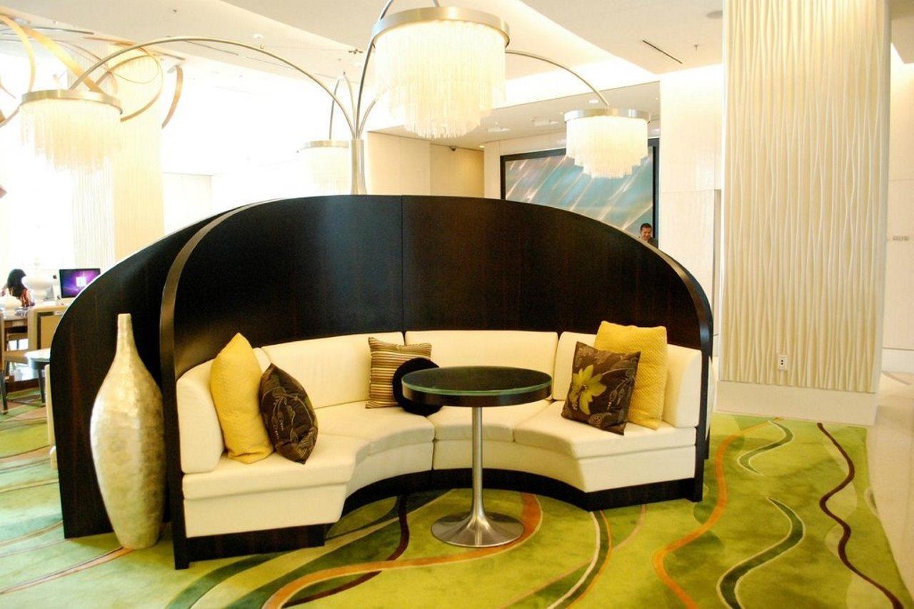 Renaissance Arlington Capital View Hotel Extérieur photo